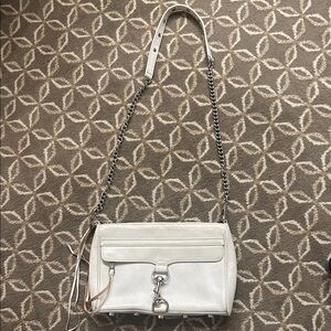Chic White Leather Crossbody Bag